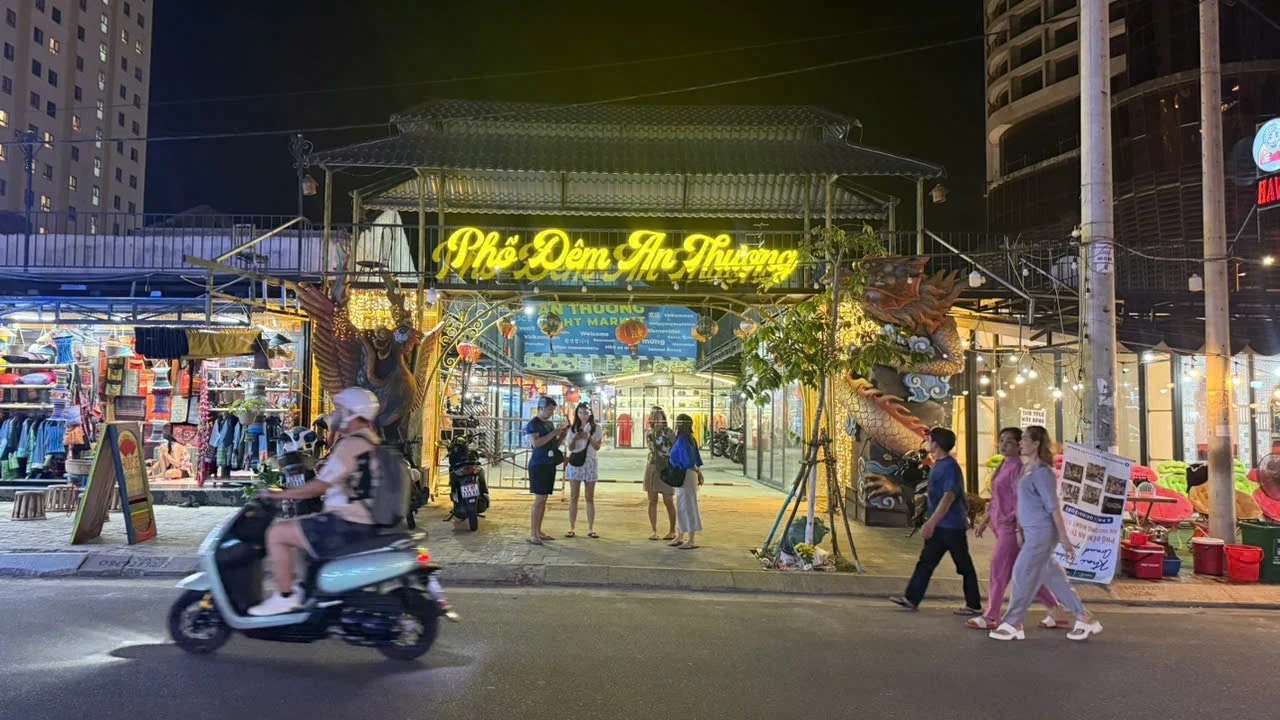 12 Best Da Nang Street Food Markets – Picks from a Local Guide