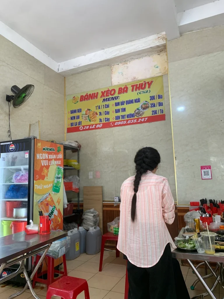 You must try Banh Xeo Ba Thuy in your Da Nang street food journey